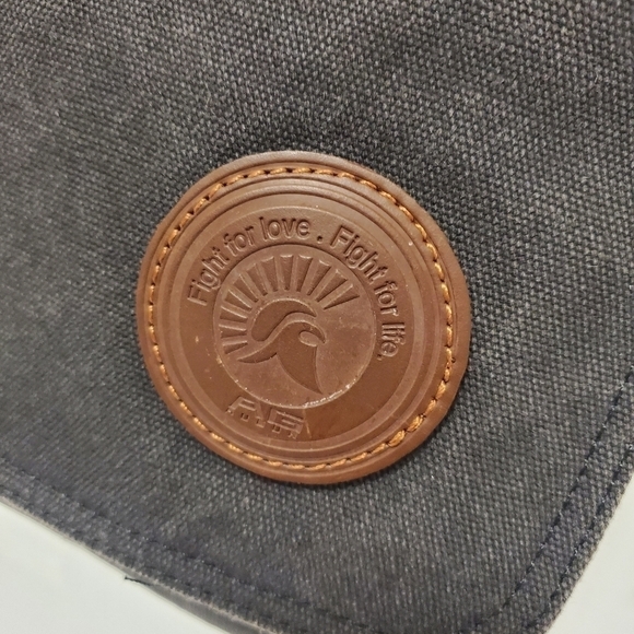 Augur Strauss & Co. Distressed Canvas with leather trim Messenger Bag - Picture 6 of 15